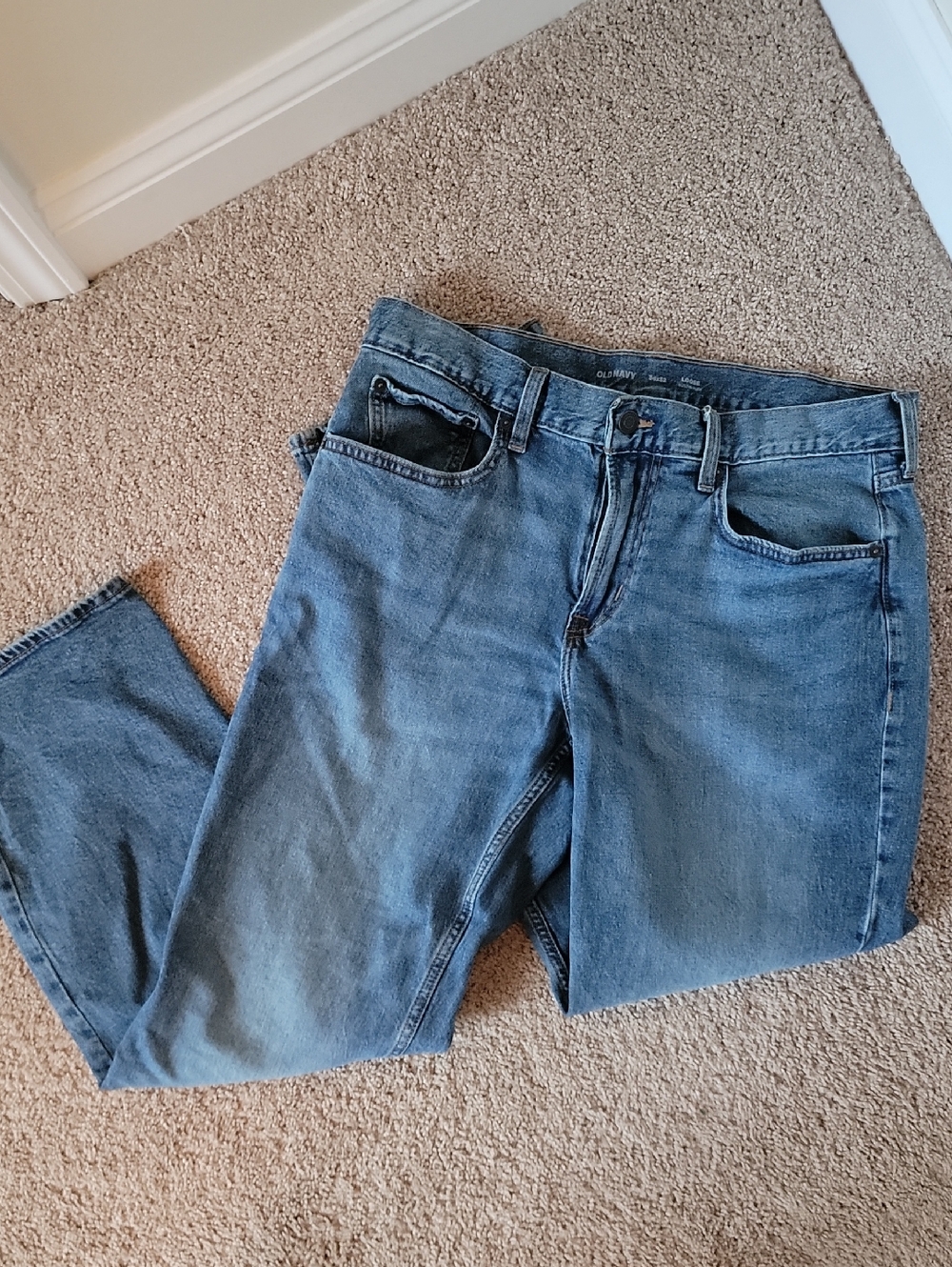 Old Navy Loose Fit Jeans 34x32